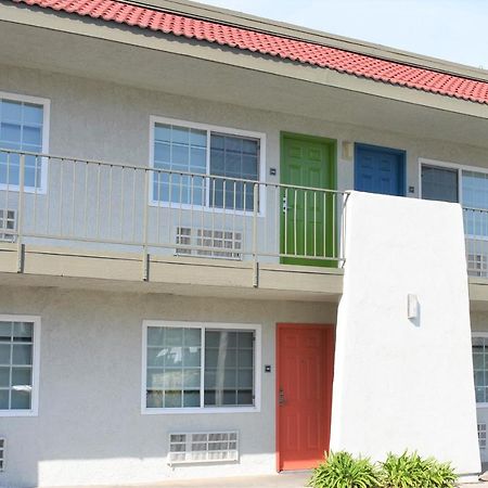 Signature Anaheim Maingate Екстер'єр фото